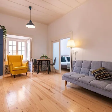 The Nest Of Carriao Street * Lisboa