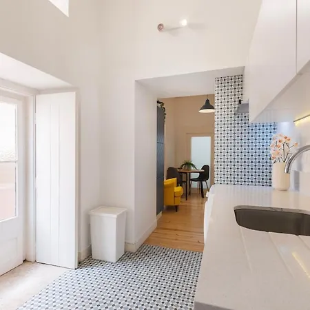 The Nest Of Carriao Street * Lisbon