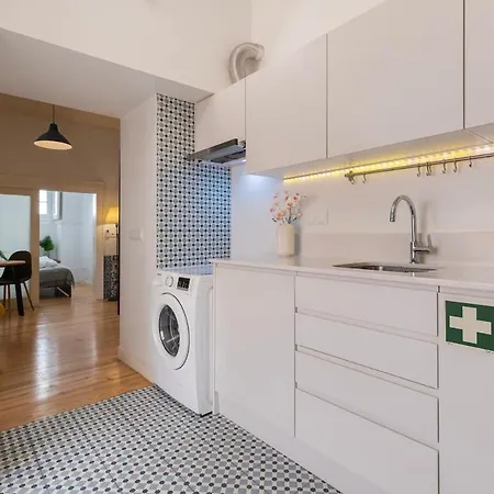 The Nest Of Carriao Street